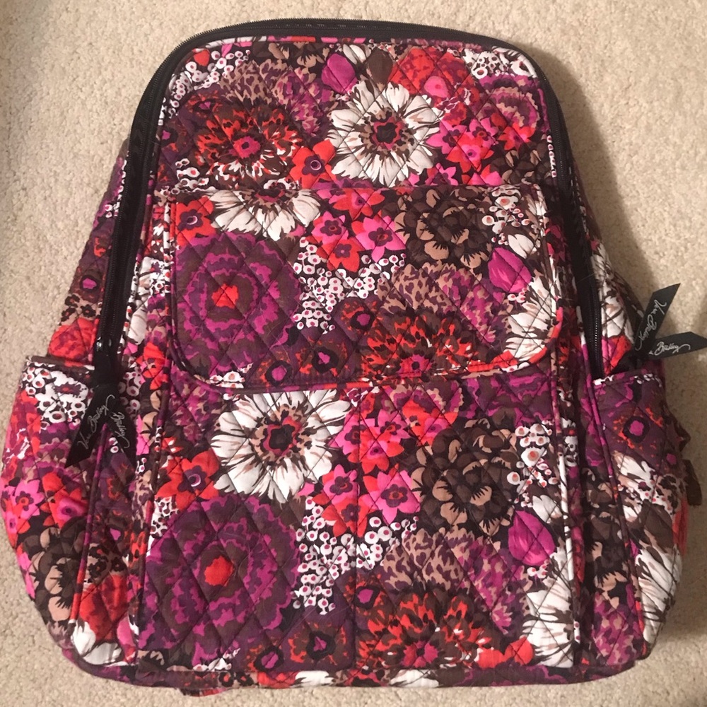 ✨ NWOT STUNNING Vera Bradley Bag ✨